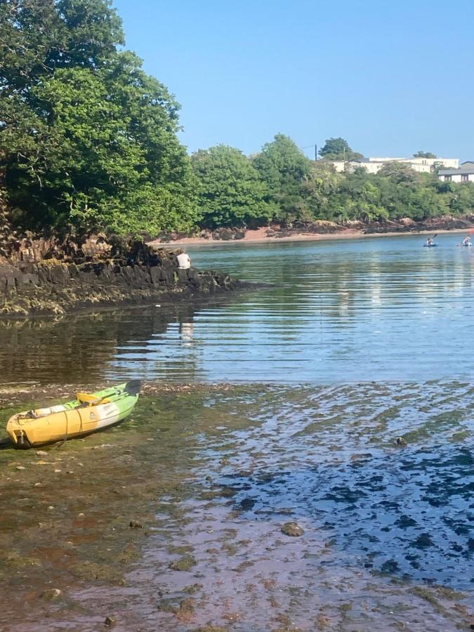 Coast Path Camping Saint Ishmaels  Bagian luar foto
