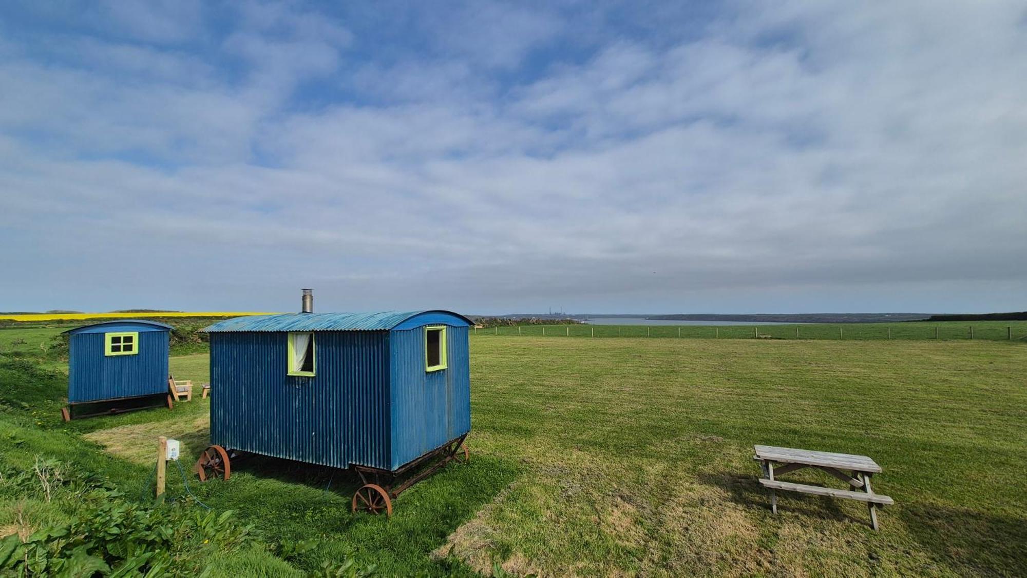 Coast Path Camping Saint Ishmaels  Bagian luar foto
